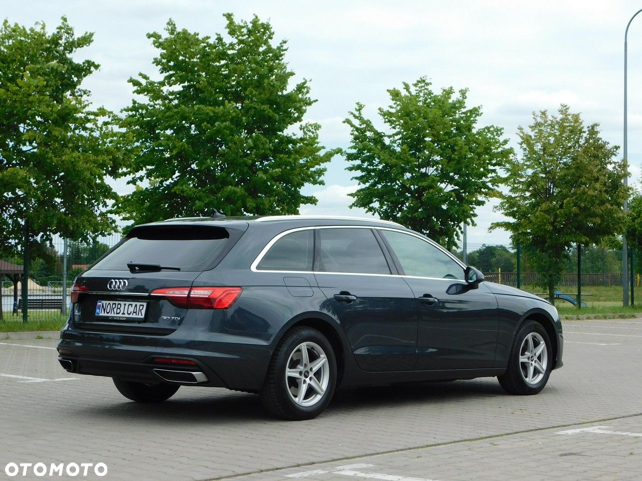 Audi A4 - 5