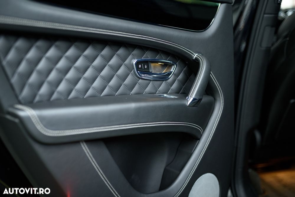 Bentley Bentayga - 17