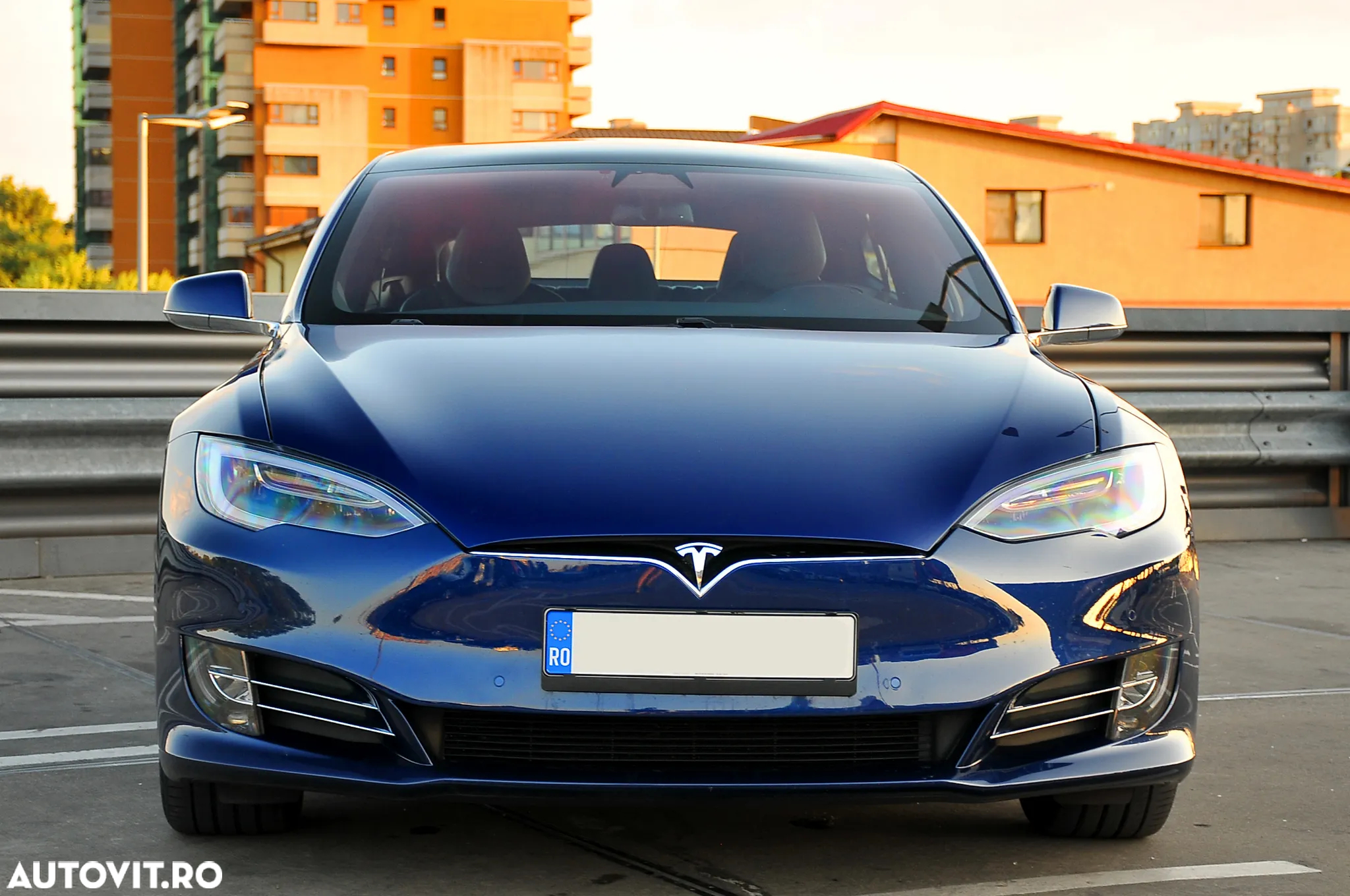 Tesla Model S Standard - 8