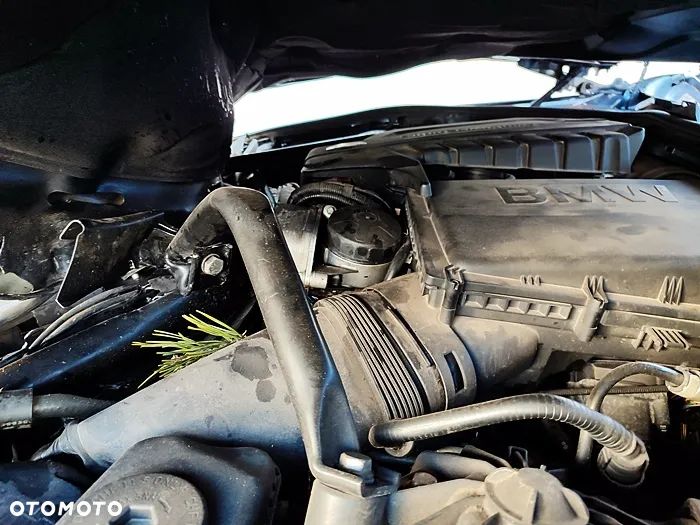 BMW Seria 5 535i xDrive Sport-Aut - 22