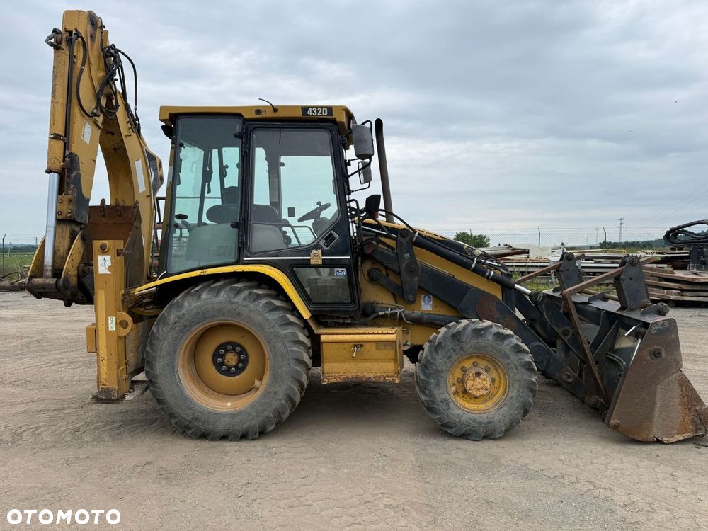 Caterpillar 432 D 4X4 - 5