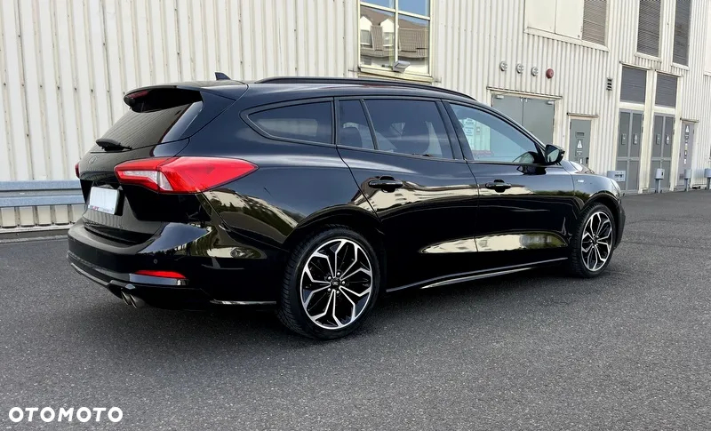 Ford Focus Turnier 1.5 EcoBoost Start-Stopp-System ST-LINE - 17