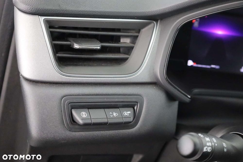 Renault Captur 1.3 TCe mHEV Techno EDC - 11