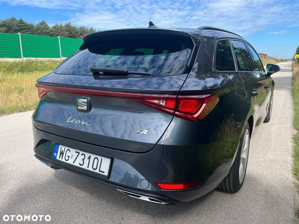 Seat Leon 1.5 eTSI FR DSG - 3