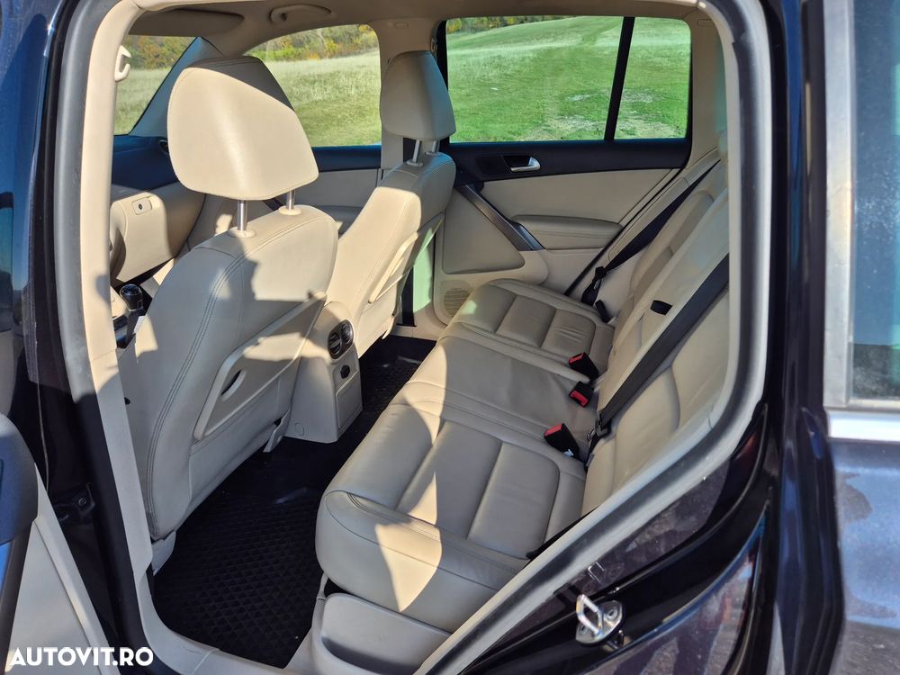 Volkswagen Tiguan - 4