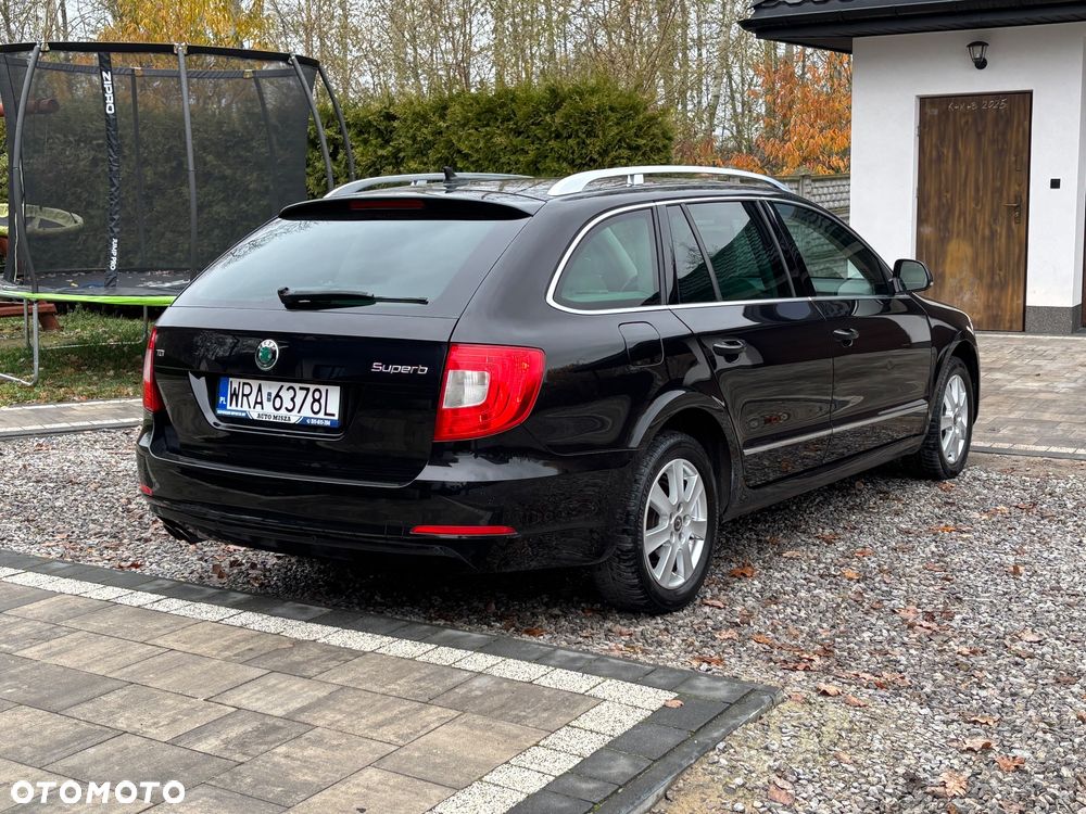 Skoda Superb 2.0 TDI 4x4 DSG Exclusive - 36