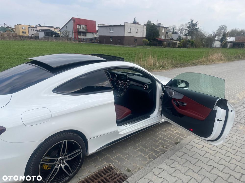 Mercedes-Benz Klasa C 200 4-Matic 9G-Tronic - 10