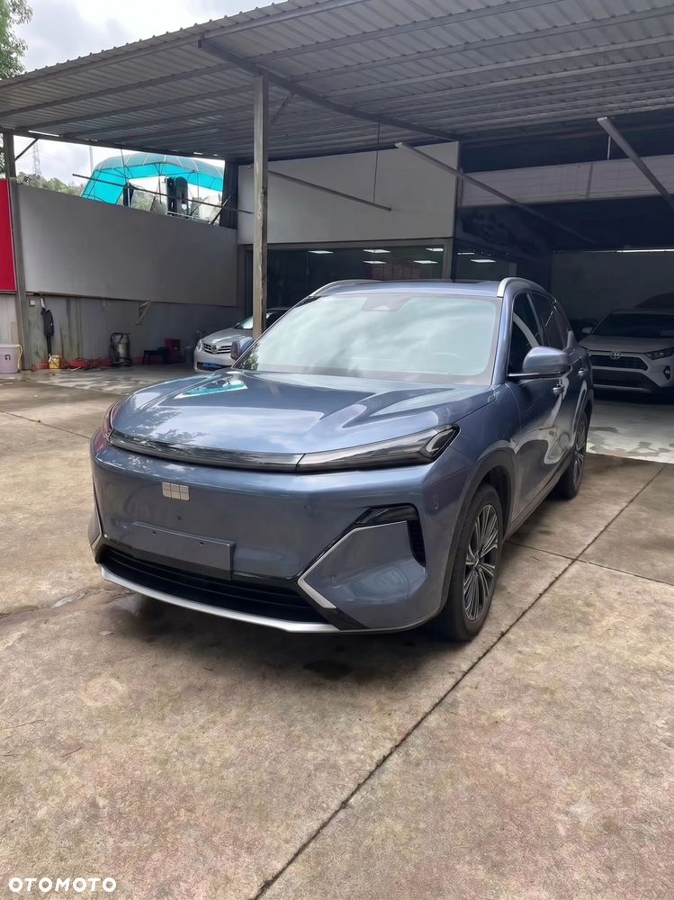 Geely Starray EM-i 1.5 PHEV Pro - 2