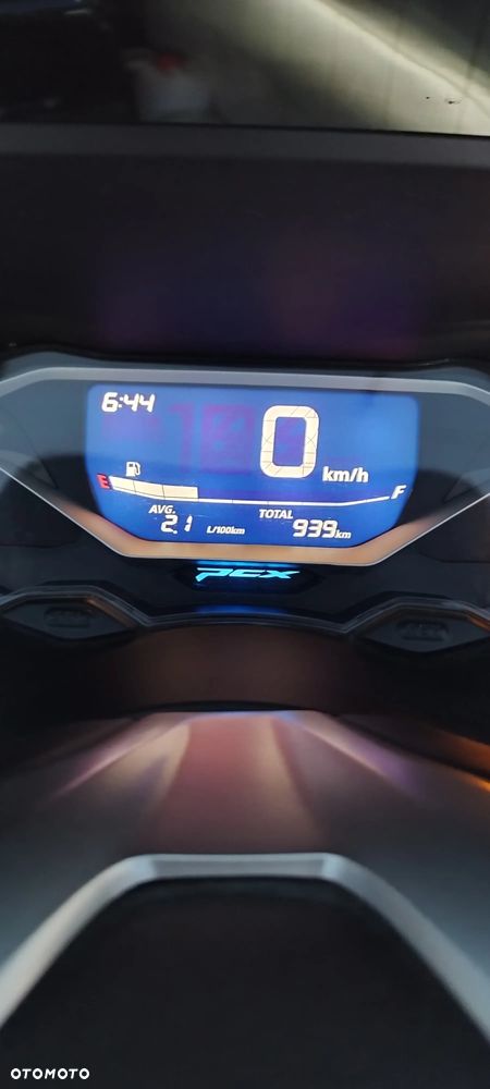 Honda PCX - 9