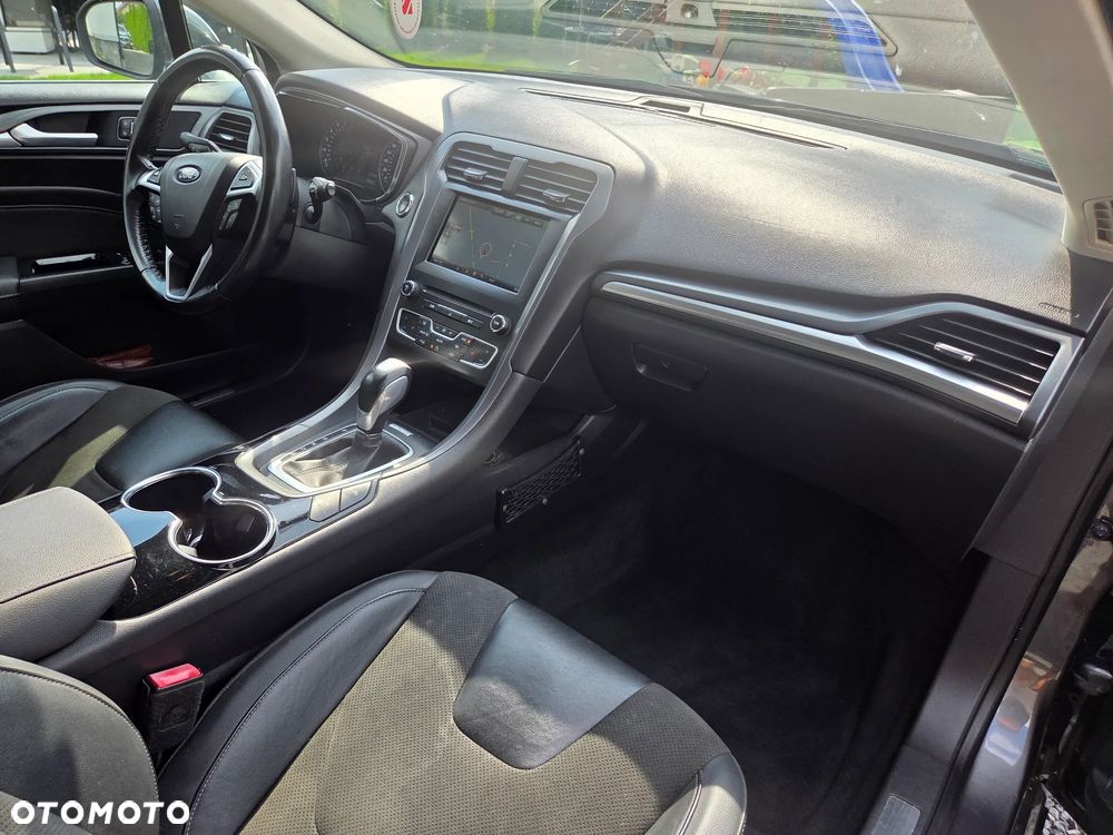 Ford Mondeo 2.0 TDCi STart-Stopp PowerShift-Aut Titanium - 17
