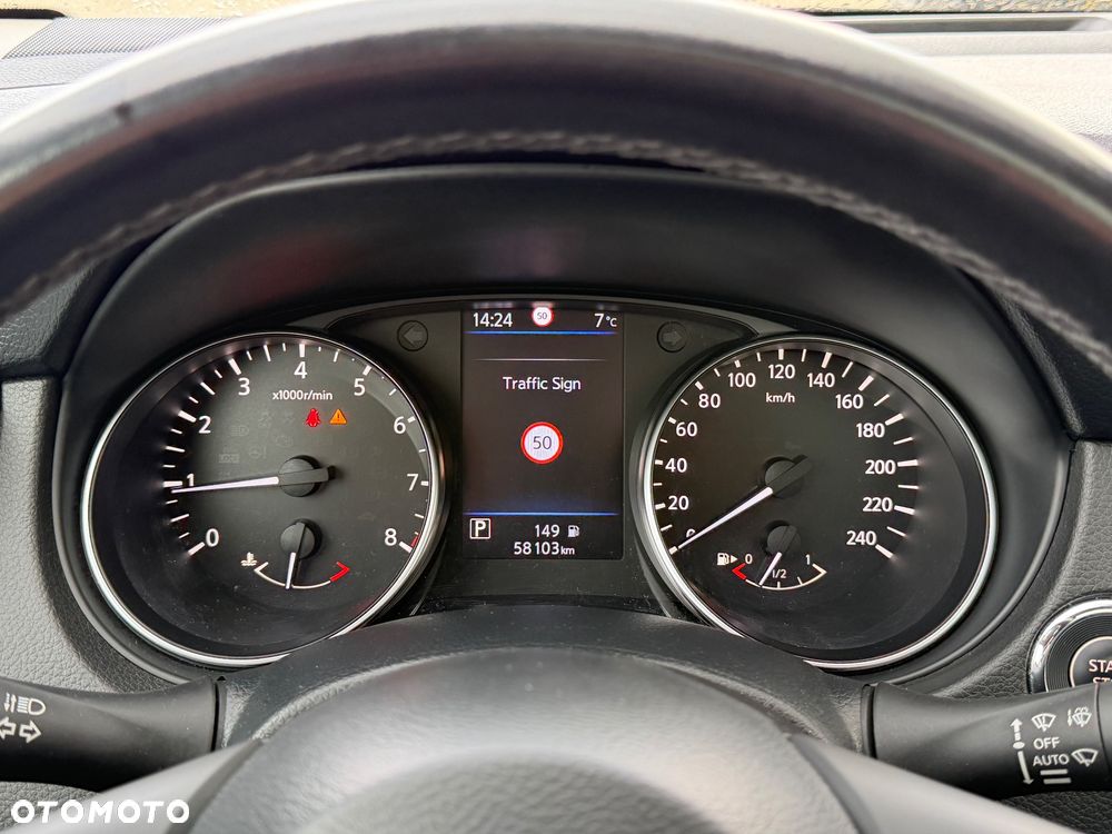 Nissan Qashqai 1.3 DIG-T N-Connecta DCT - 30