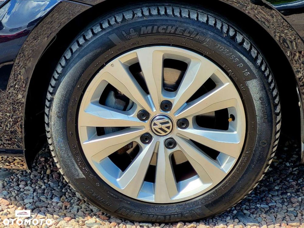 Volkswagen Golf - 19