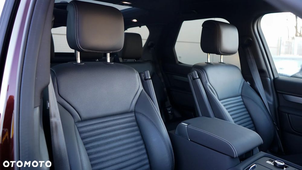 Land Rover Discovery 3.0 D350 mHEV Gemini - 30