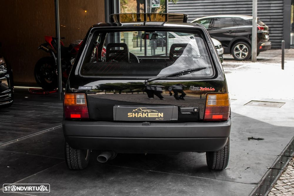 Fiat Uno Turbo i.e. - 12