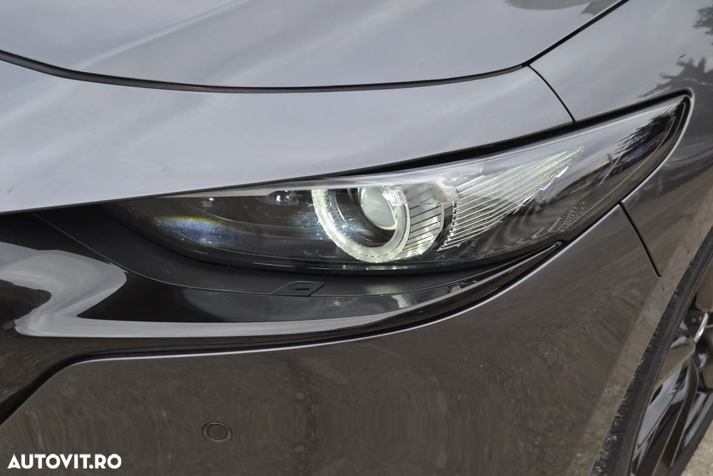 Mazda 3 e-Skyactiv X186 AT MHEV GT+ - 33