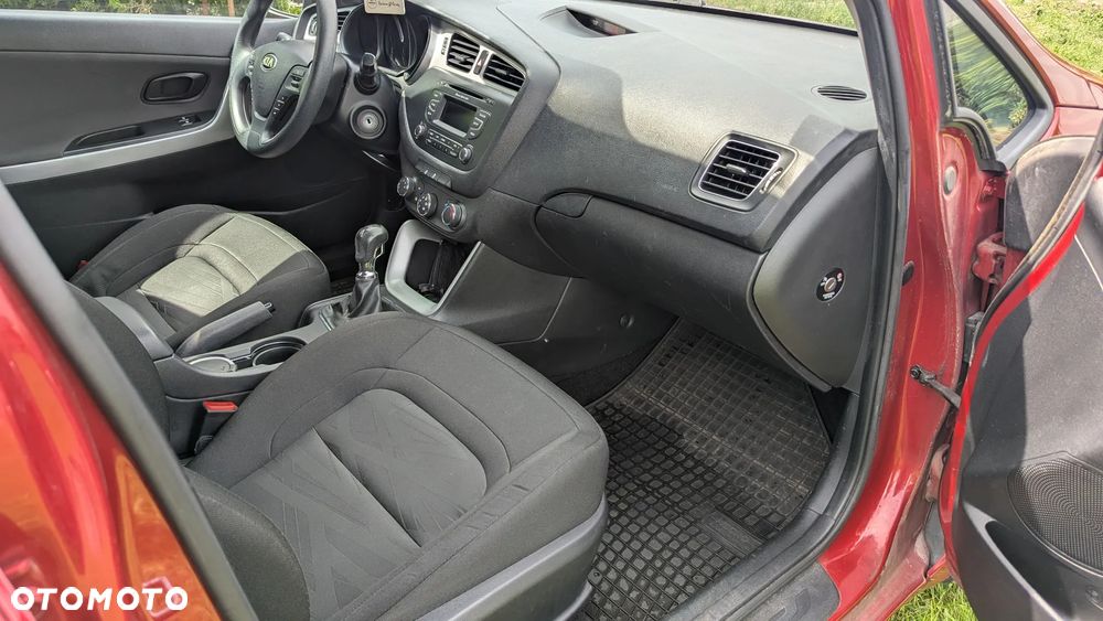 Kia Ceed 1.4 S - 10