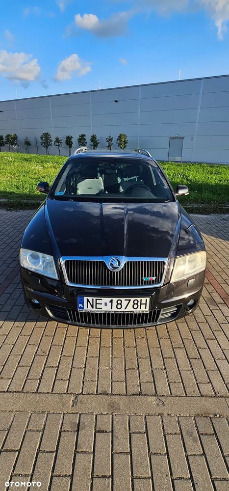 Skoda Octavia 2.0 TFSI RS - 2