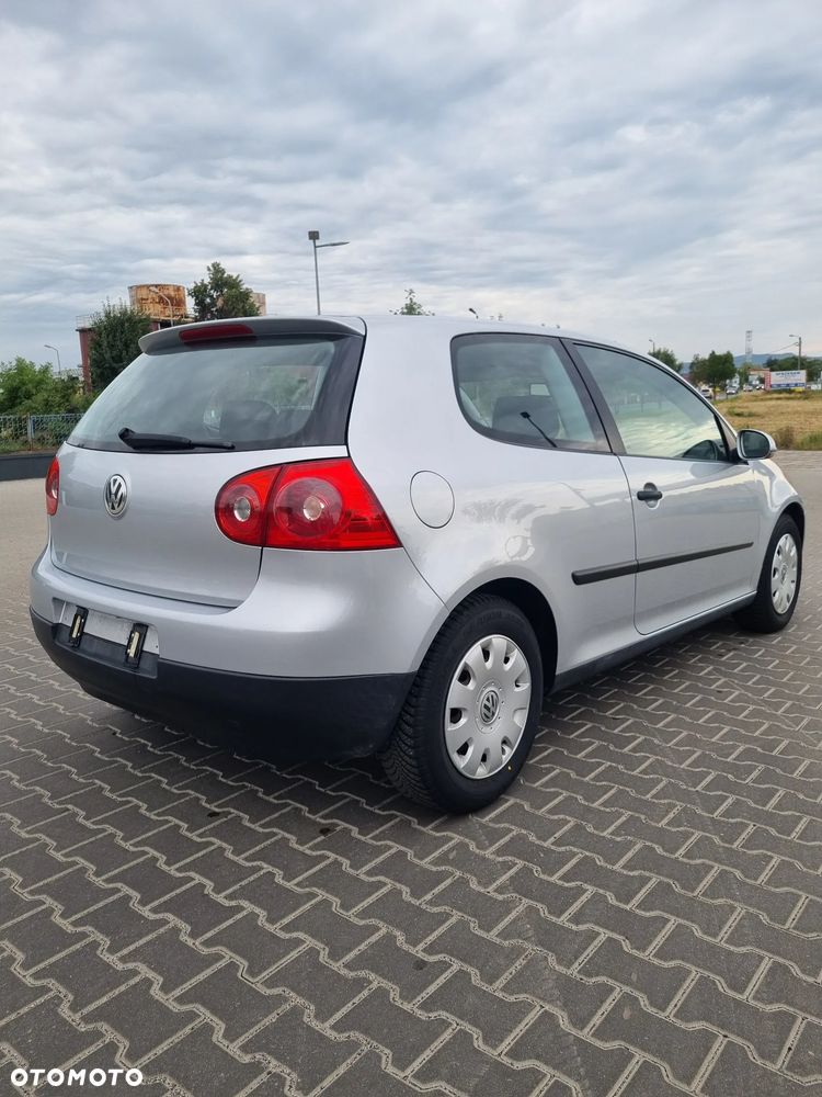 Volkswagen Golf - 3