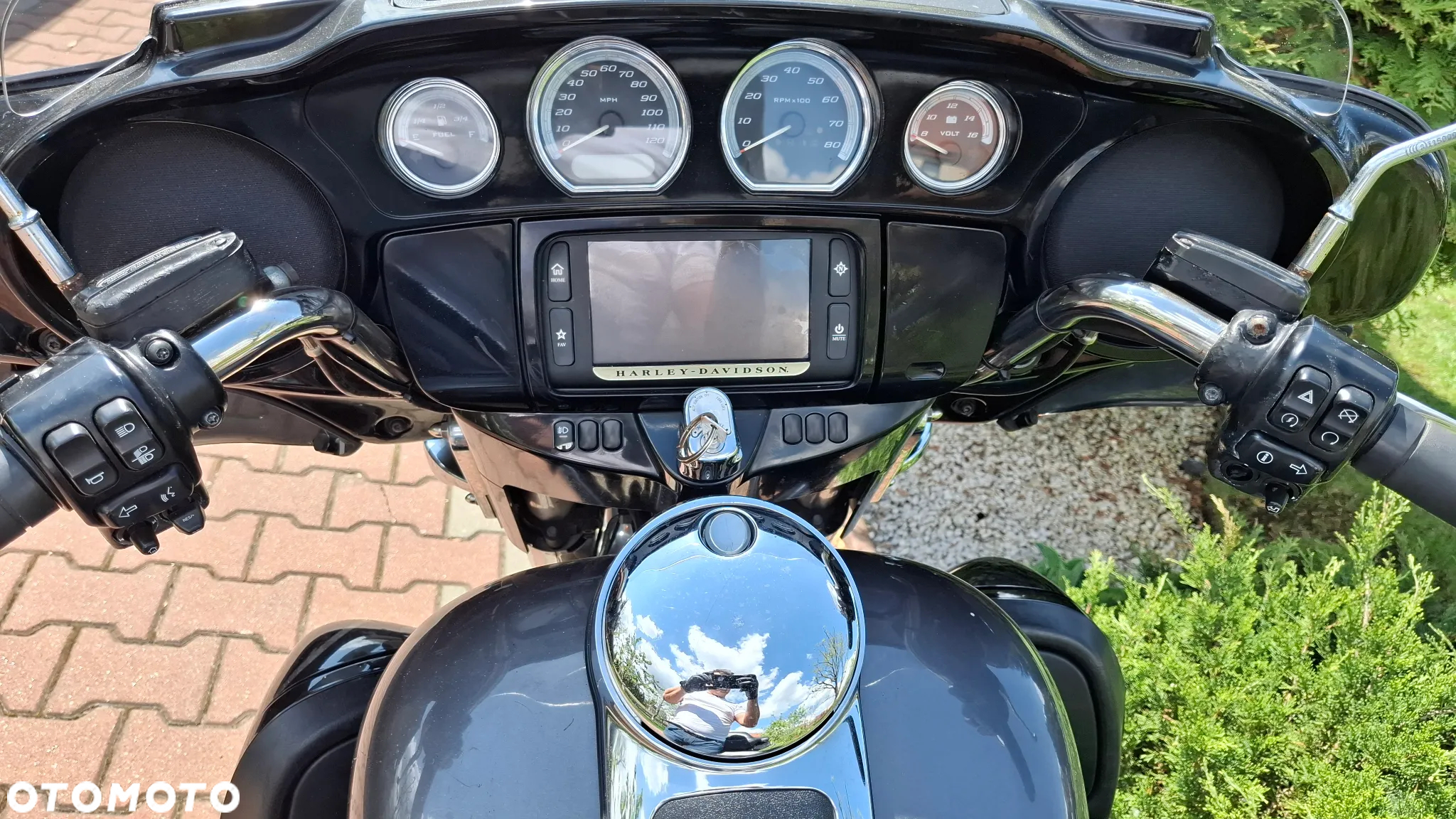 Harley-Davidson Touring Electra Glide - 21