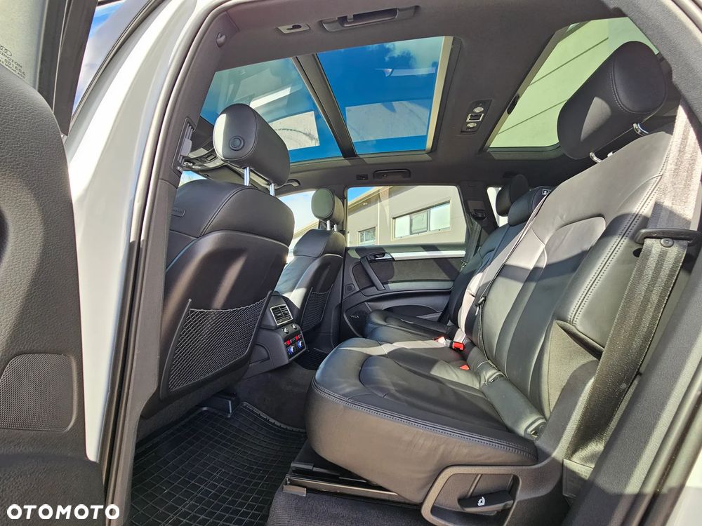 Audi Q7 - 24