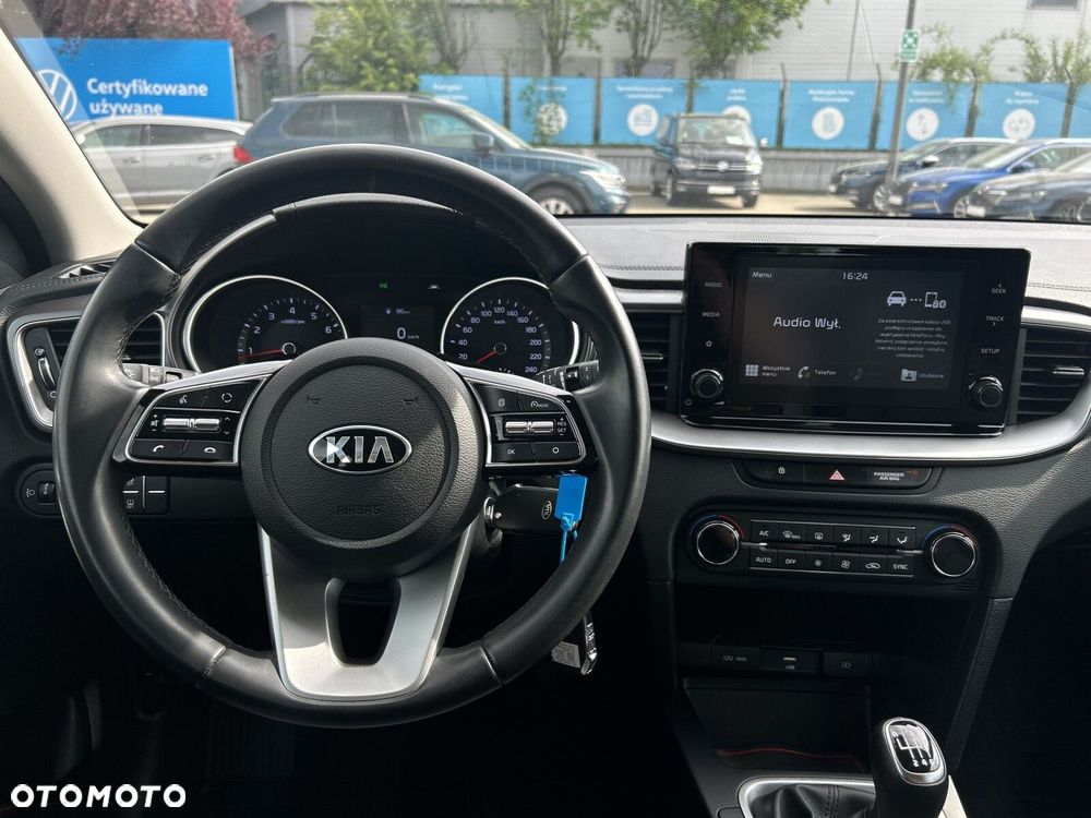 Kia Ceed 1.4 T-GDI M - 14