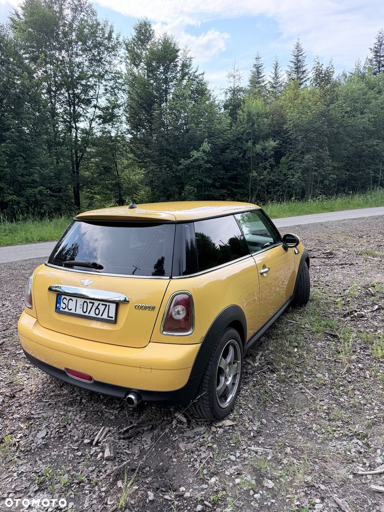 MINI Cooper Standard - 3