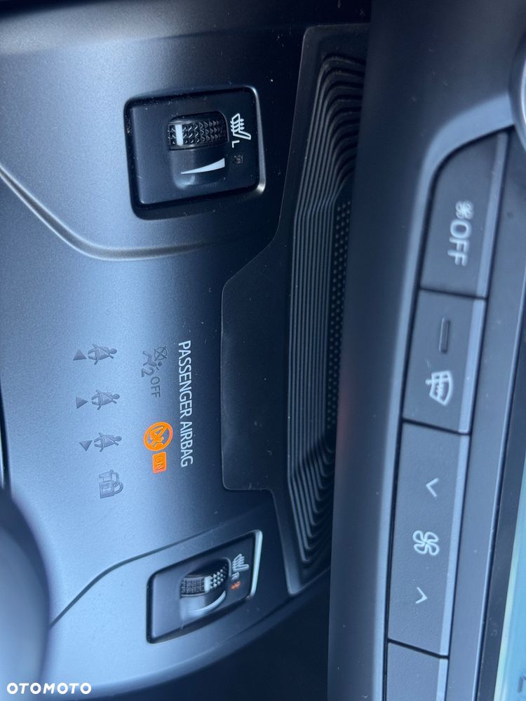 Toyota Avensis 2.0 D-4D Active Business - 32