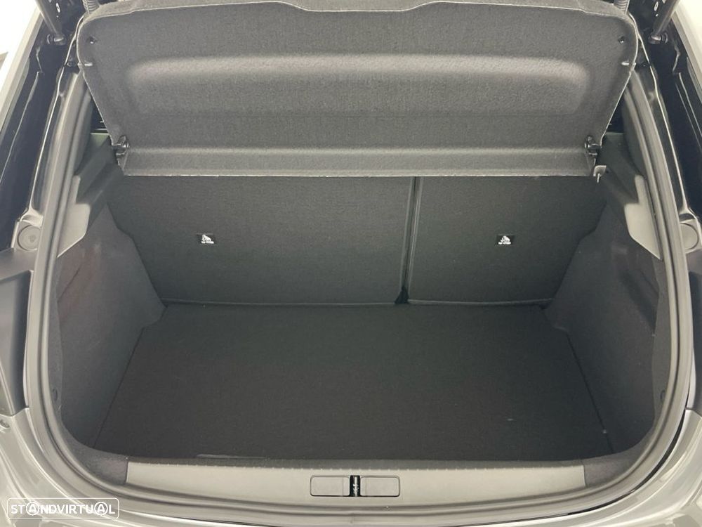 Peugeot 208 1.2 Hybrid GT e-DCS6 - 13