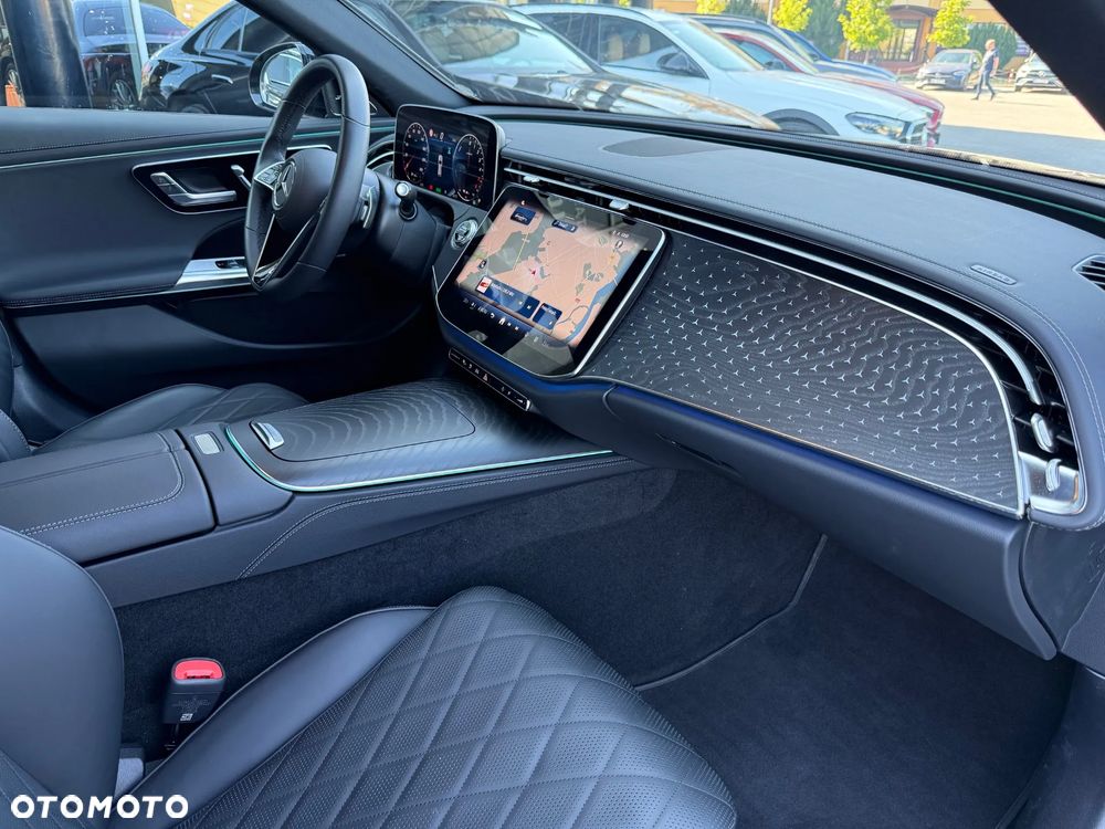 Mercedes-Benz Klasa E 300 de PHEV 4-Matic All-Terrain Avantgarde 9G-Tronic - 16