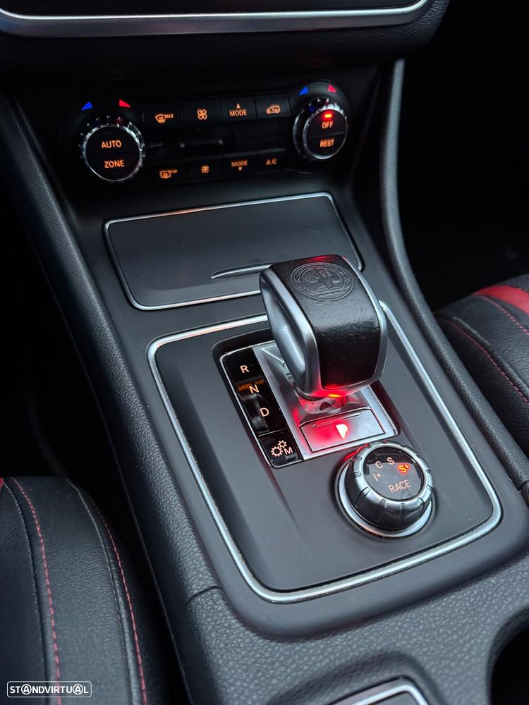 Mercedes-Benz GLA 45 AMG 4-Matic - 22