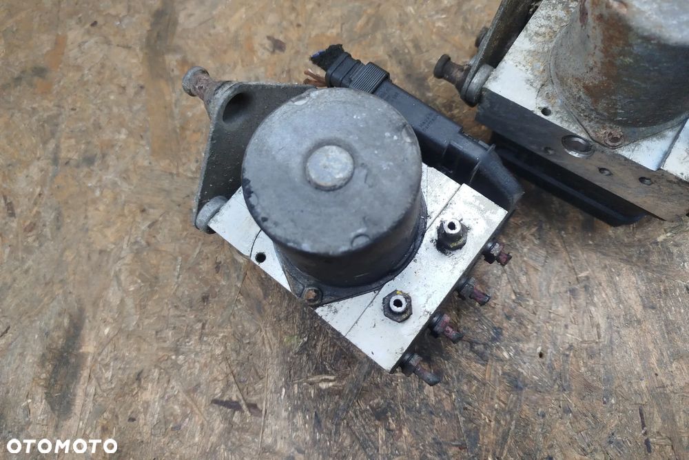 pompa hamulcowa ABS 0265230404  do Volkwagen Crafter I 06- MERCEDES W906 06- - 2