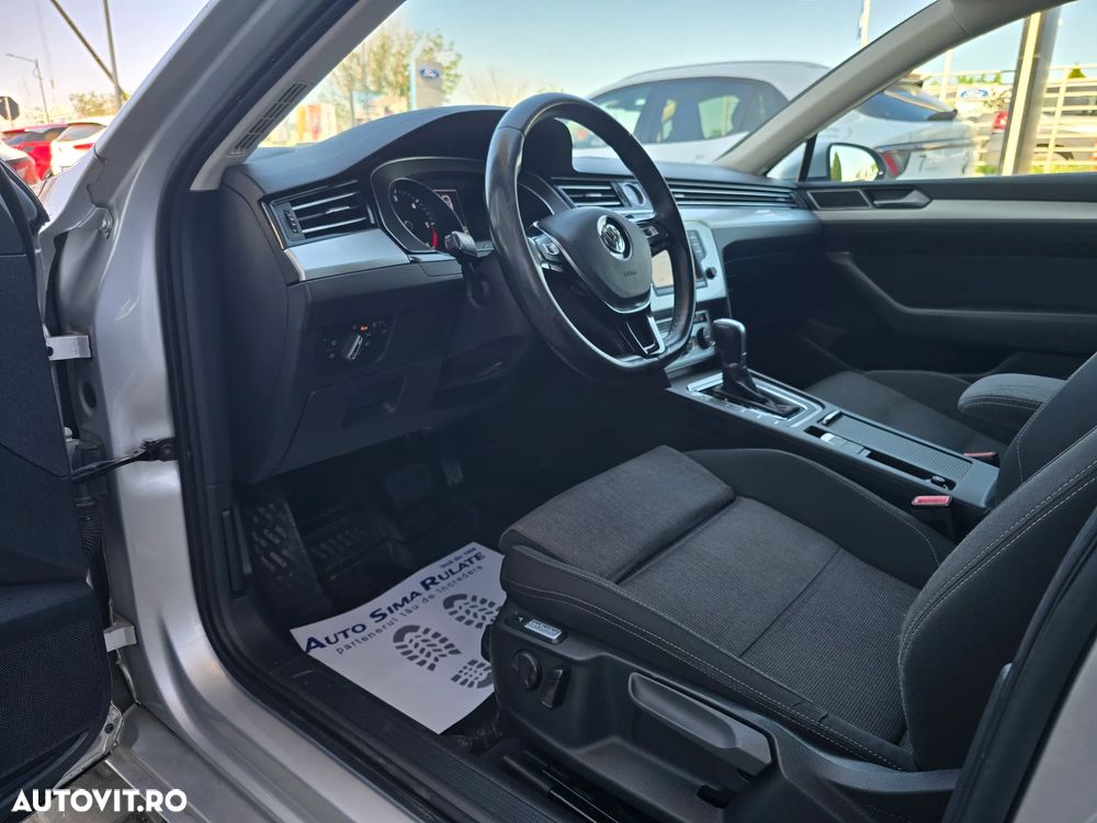 Volkswagen Passat - 19