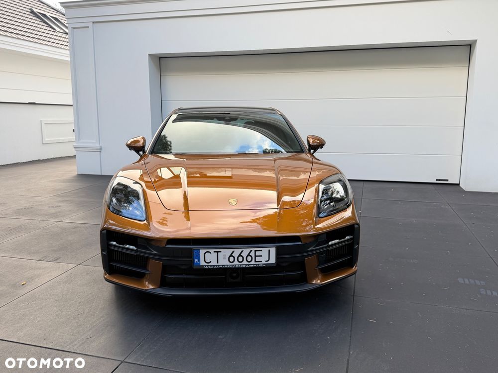 Porsche Panamera 4 E-Hybrid - 3