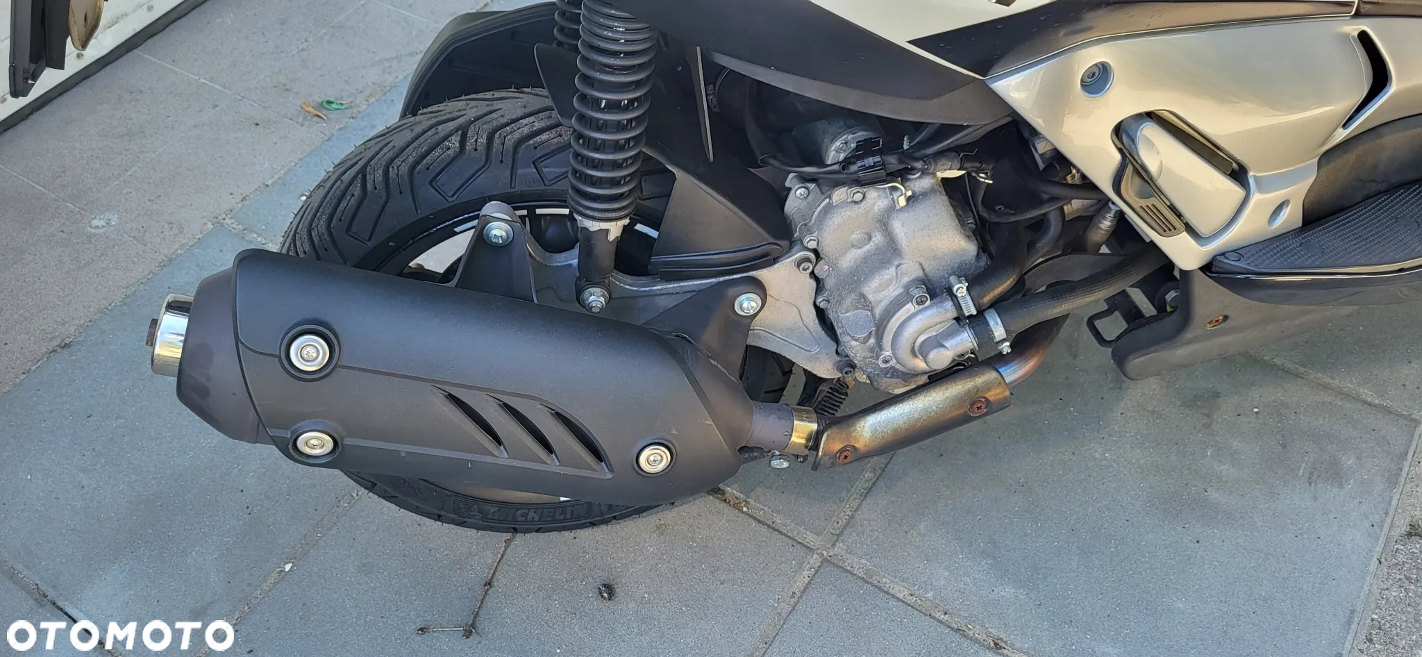 Aprilia SR - 9
