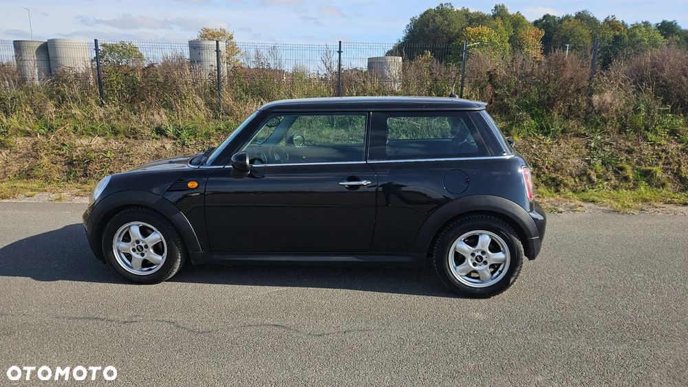 MINI ONE - 8
