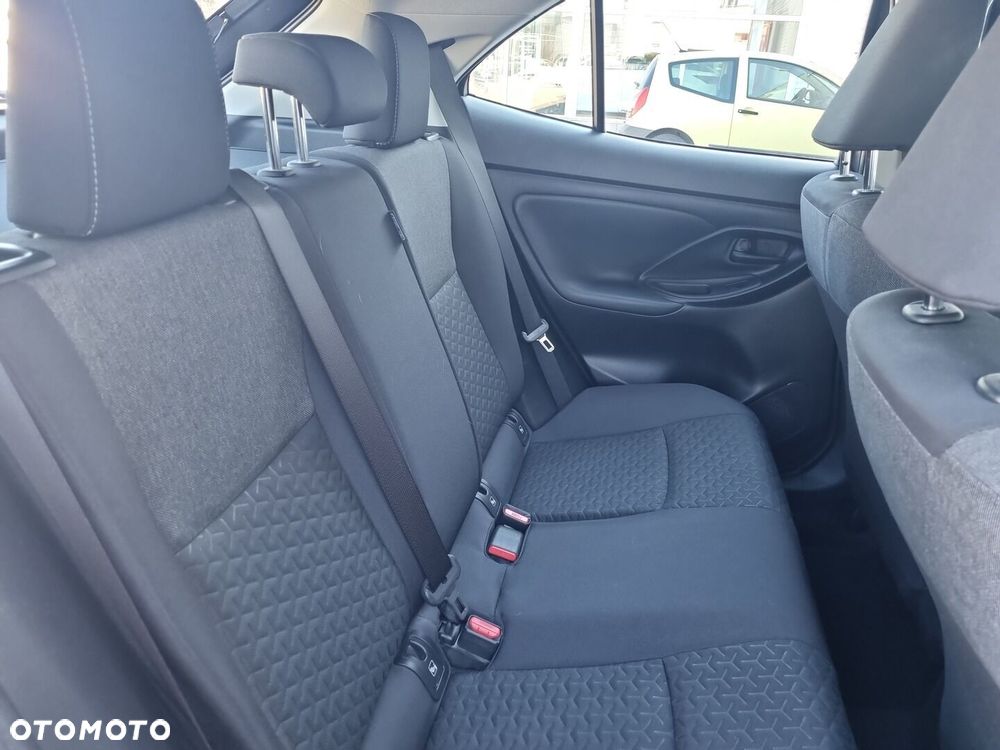 Toyota Yaris Cross Hybrid 1.5 Comfort - 12