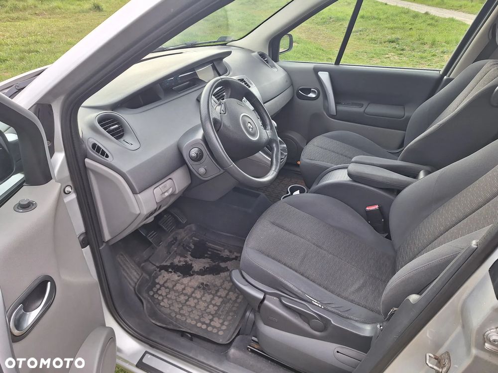 Renault Scenic - 27