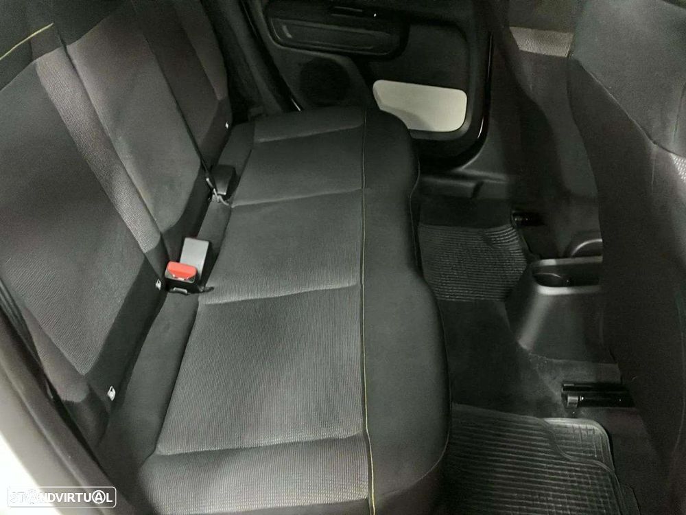 Citroën C3 1.2 PureTech Shine Pack EAT6 - 17