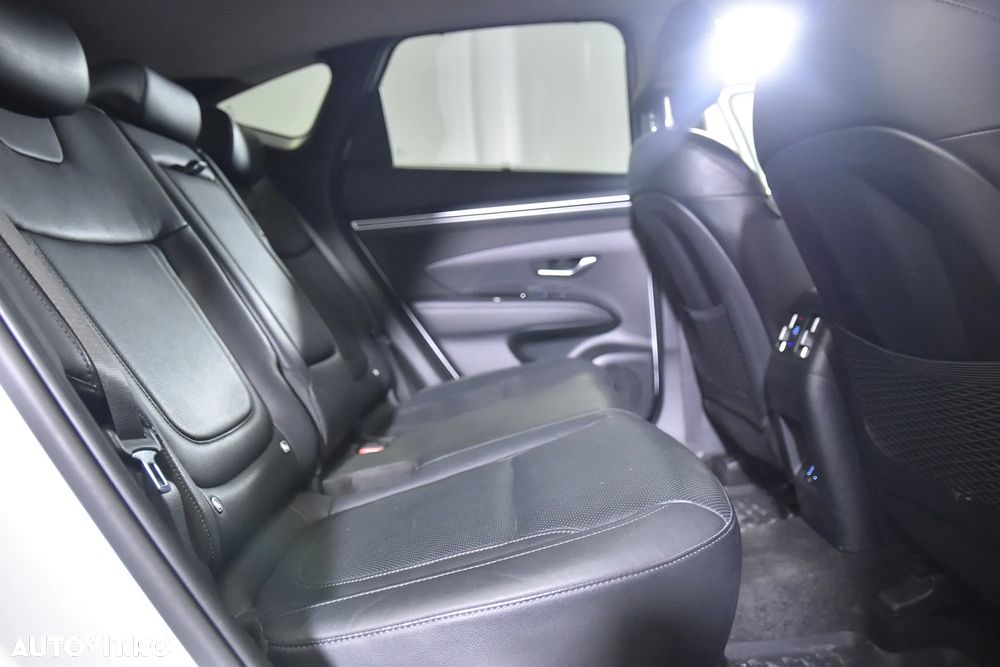 Hyundai Tucson - 13
