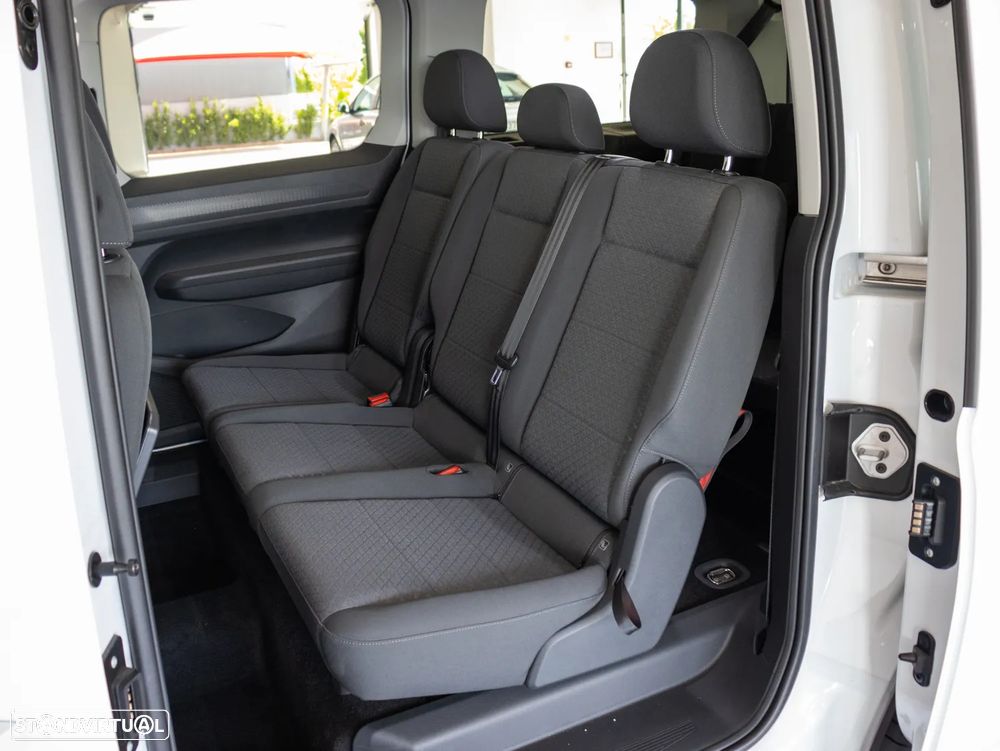 Ford Tourneo Connect Grand 1.5 EcoBoost Titanium - 13