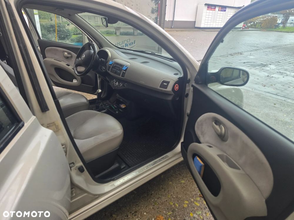 Nissan Micra 1.4 Active Luxury - 12