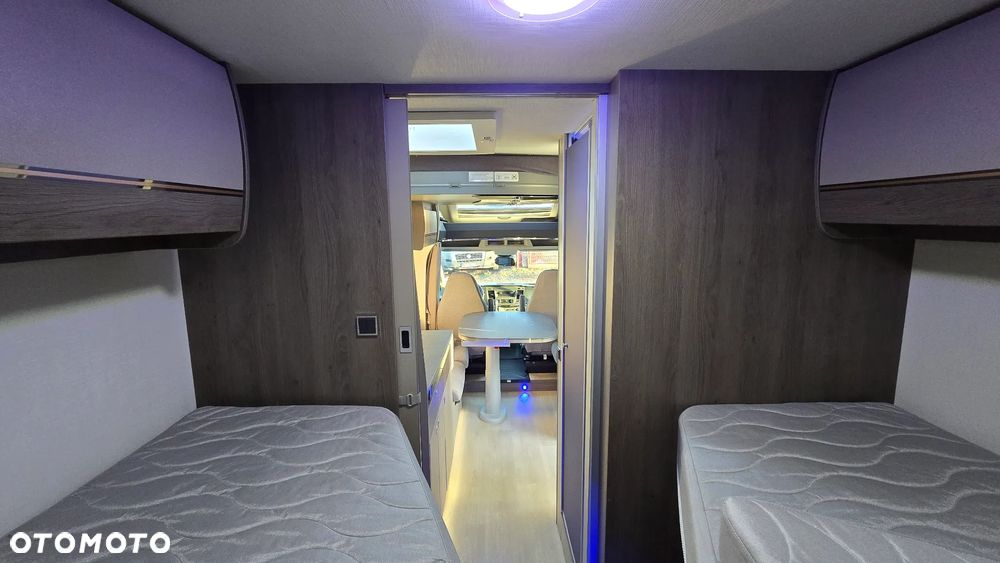 Challenger TRIGANO FD4 - 12