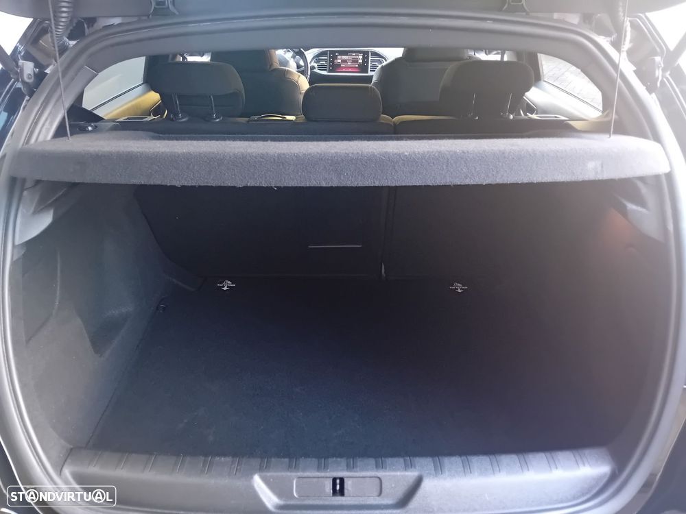 Peugeot 308 1.2 PureTech GT Line - 12