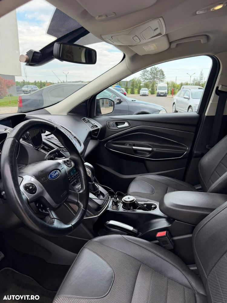 Ford Kuga 2.0 TDCi 4x4 Aut. Titanium - 7
