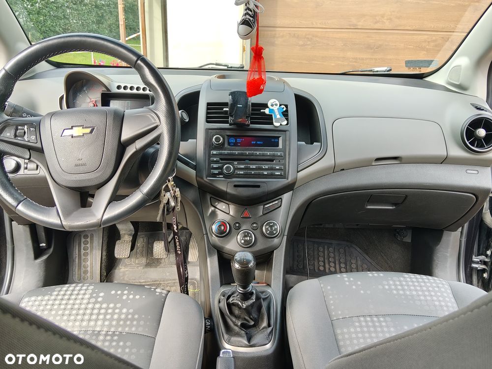 Chevrolet Aveo 1.2 LS - 8