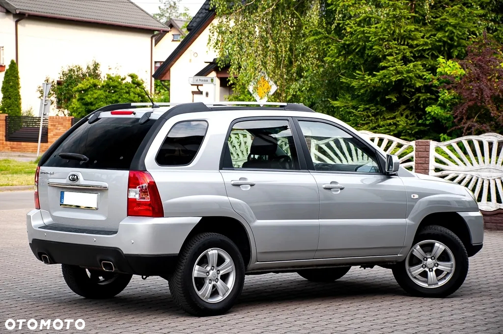 Kia Sportage 2.0 Tour - 17