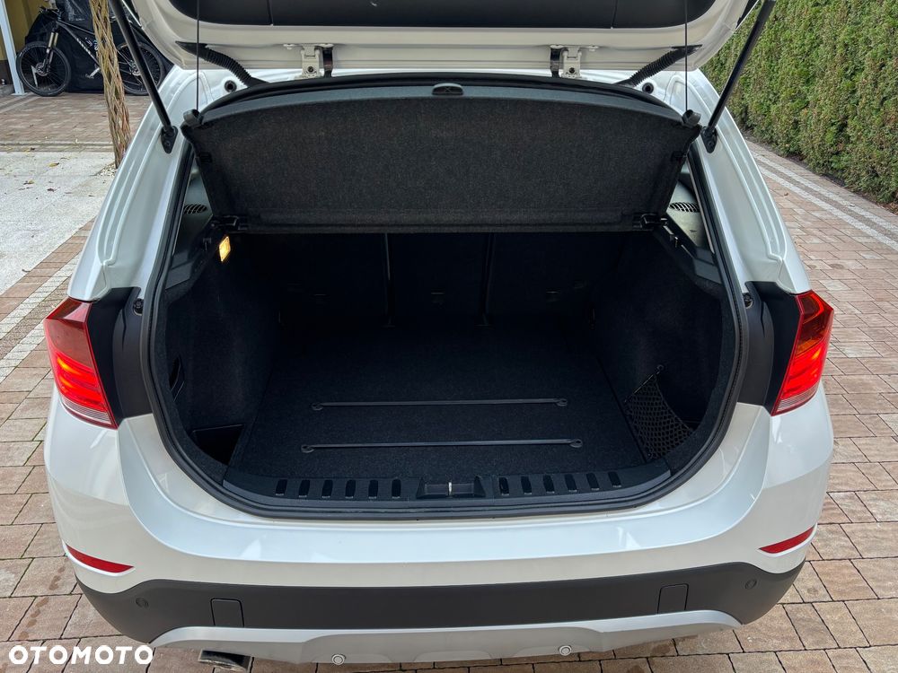 BMW X1 xDrive20d xLine - 25