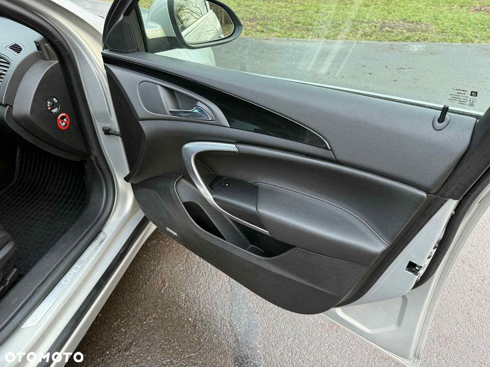 Opel Insignia 2.0 CDTI Cosmo - 24