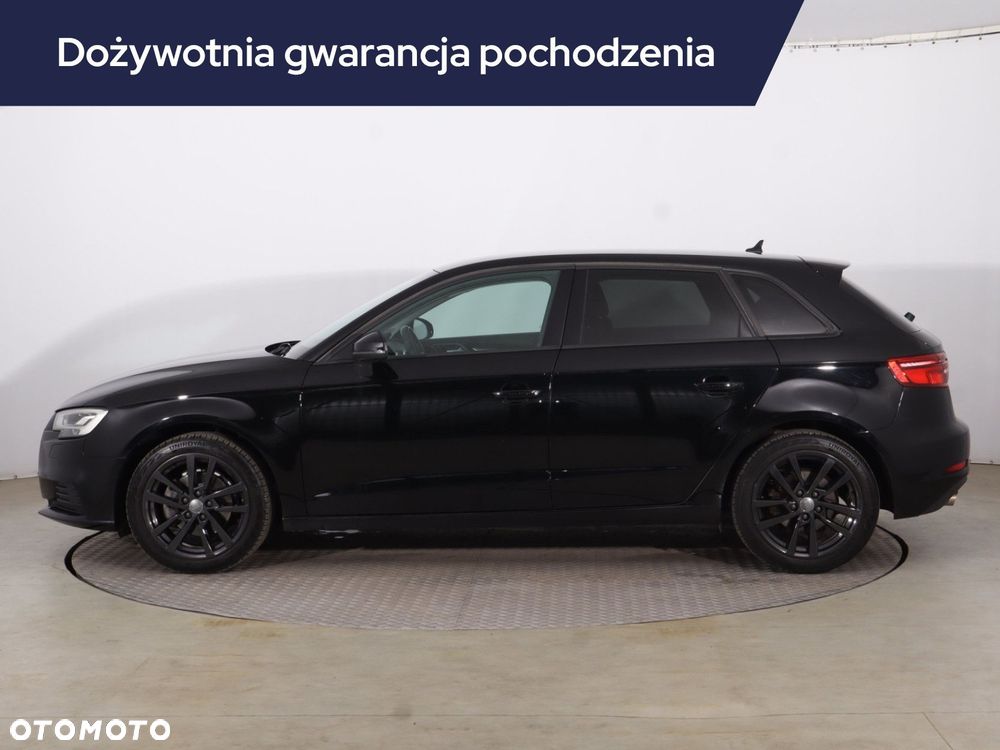 Audi A3 Sportback - 4