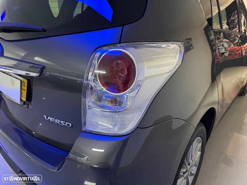 Toyota Verso 1.6 D-4D Exclusive - 37